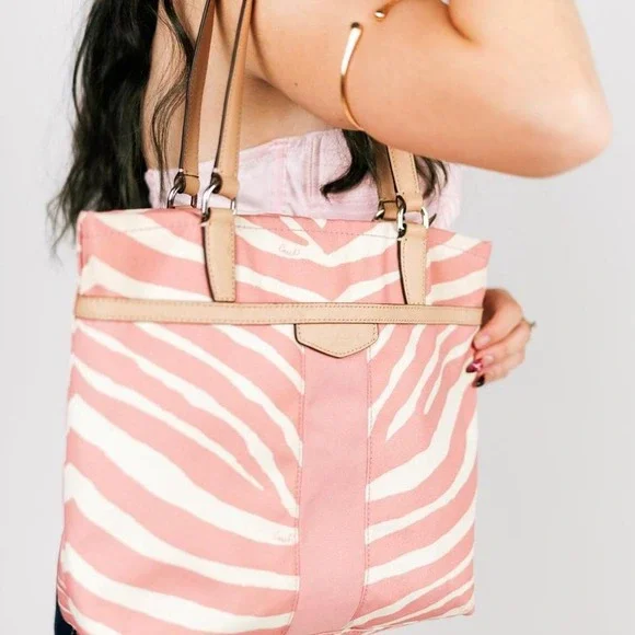 Y2k Coach Pink & Cream Zebra Tote Shoulder Bag Glam‎ Girly Preppy - Picture 9 of 9